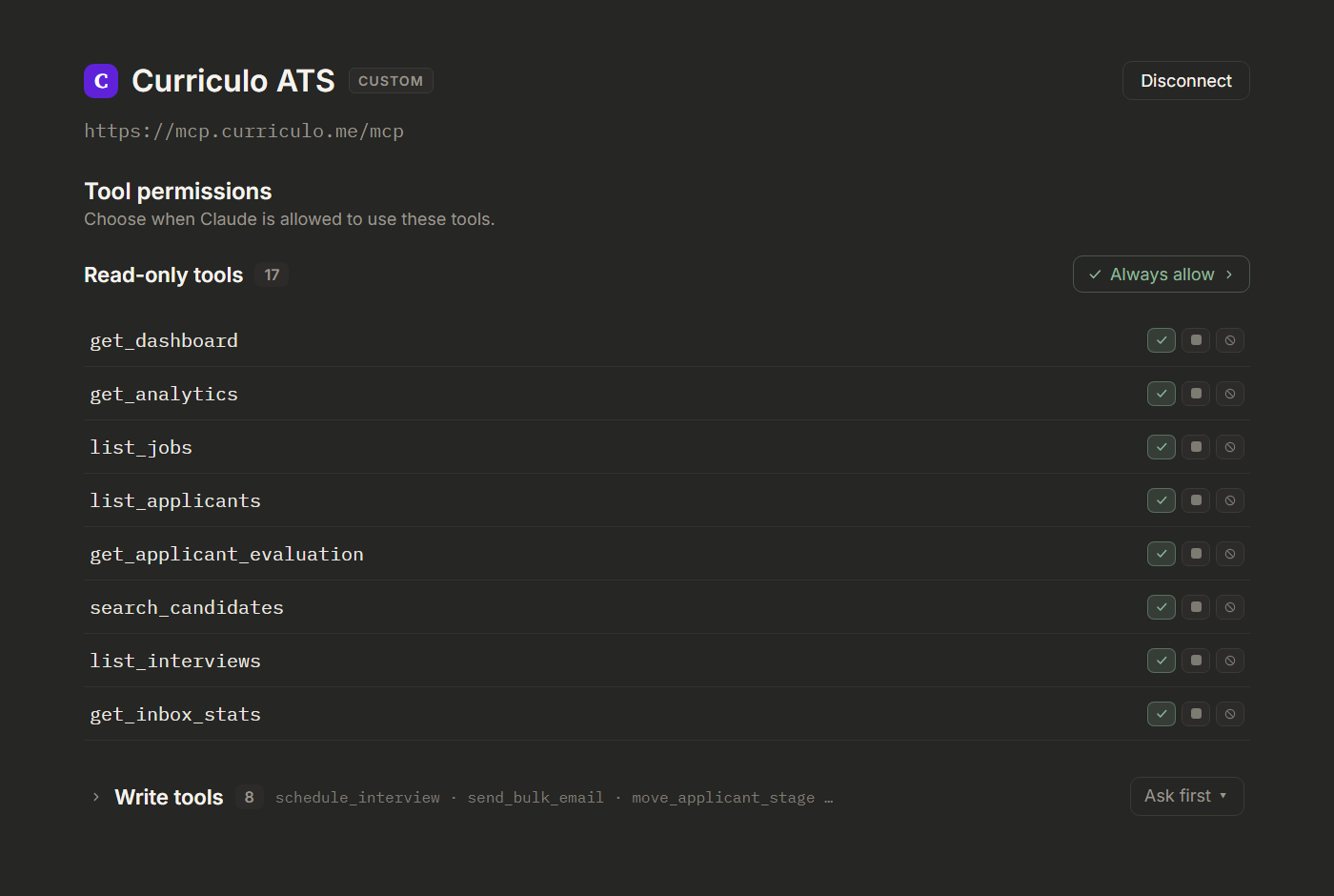 The Curriculo ATS custom connector in Claude, showing the Remote URL https://mcp.curriculo.me/mcp and read-only tools set to Always allow